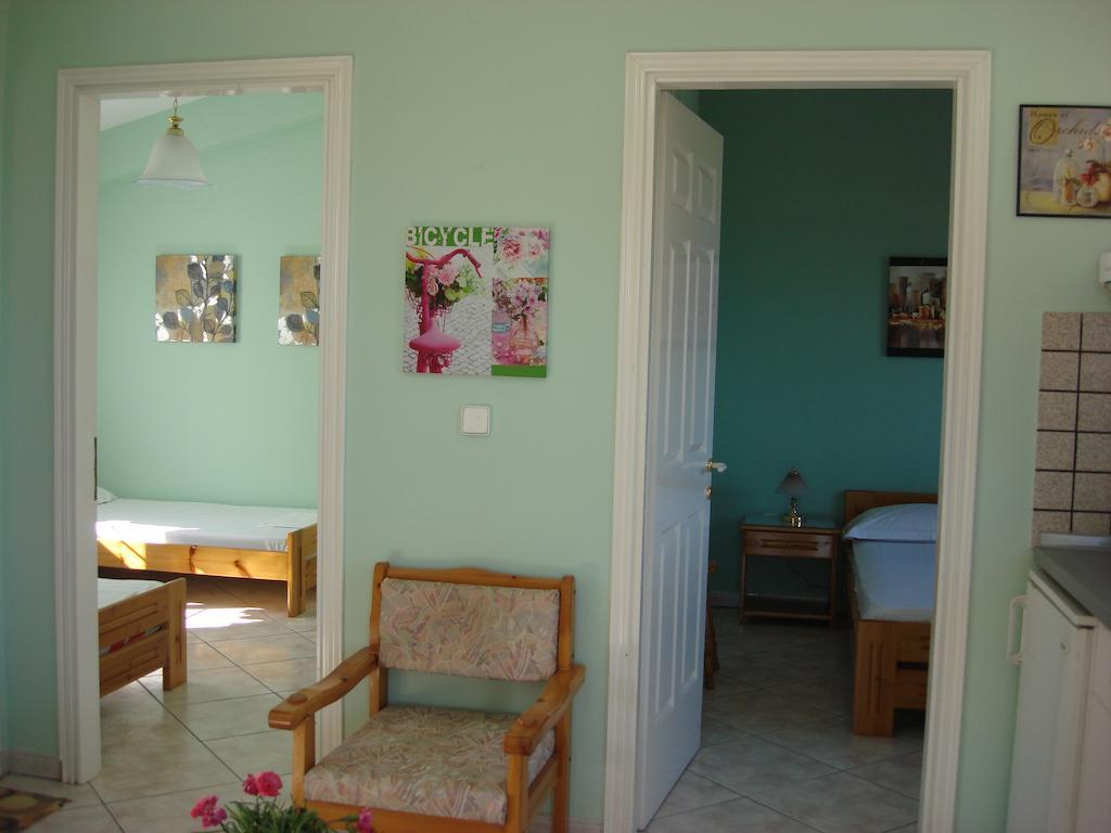Villa Melina 1 Koínira Quarto foto